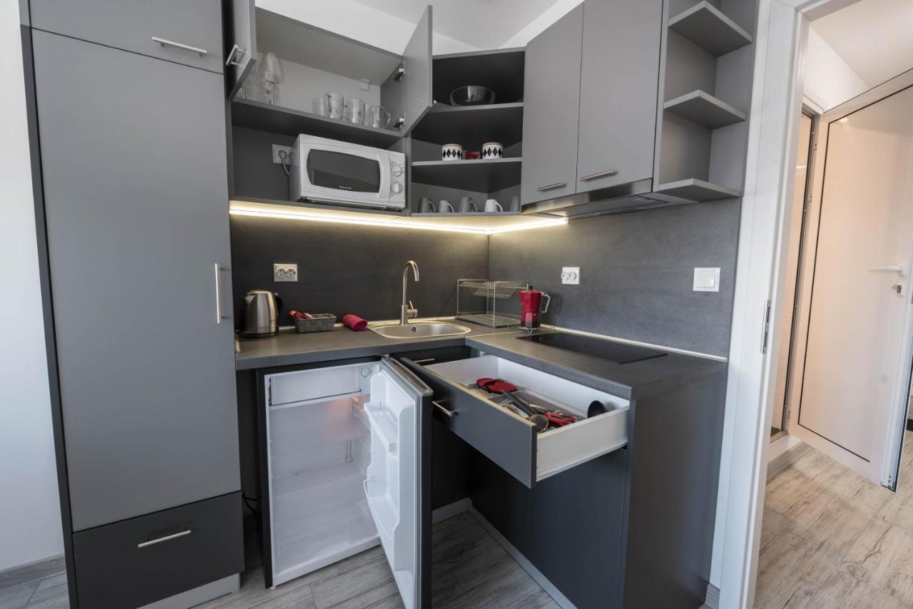 Above The Sea Apartment 瓦爾納 外观 照片