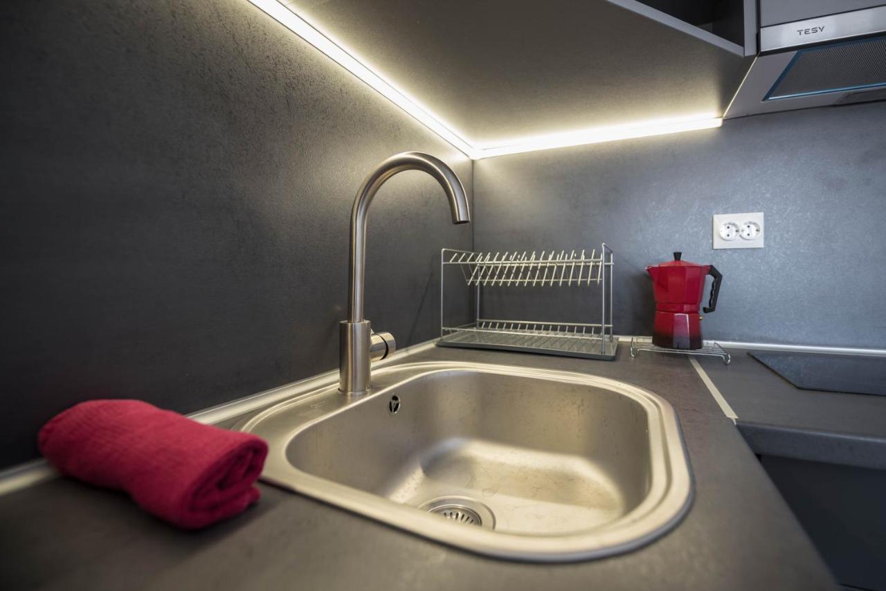 Above The Sea Apartment 瓦爾納 外观 照片